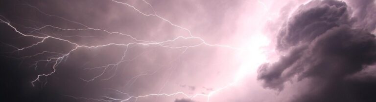 lightning, thunder, lightning storm-1056419.jpg